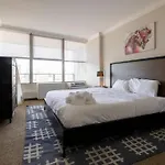 Two 800 Tower Cozysuites With Gym! 22Fl